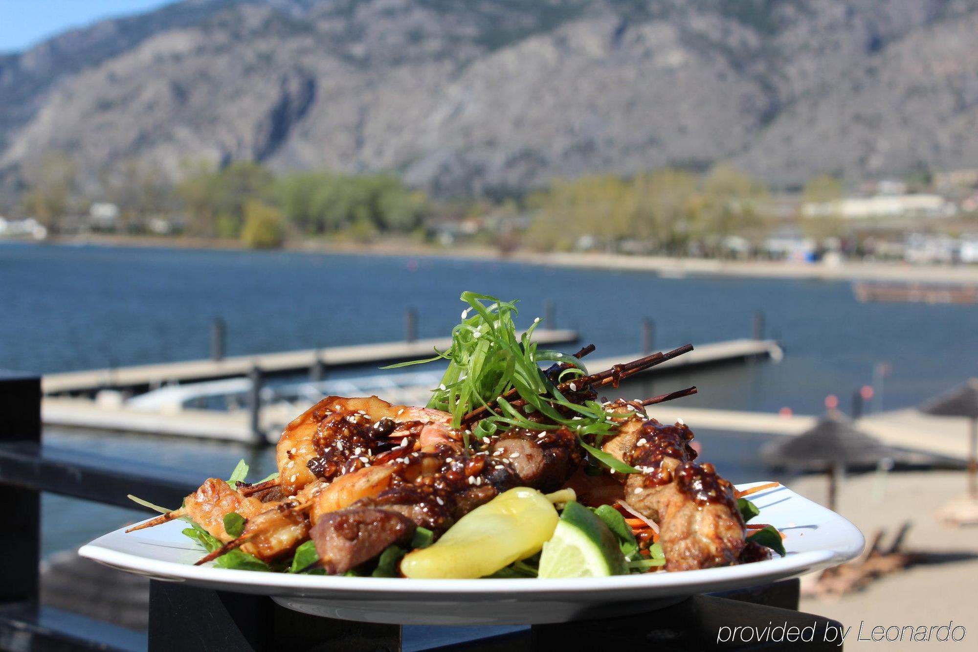 Walnut Beach Resort Osoyoos Exterior photo